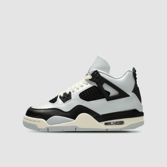 Jordan Retro 4picture