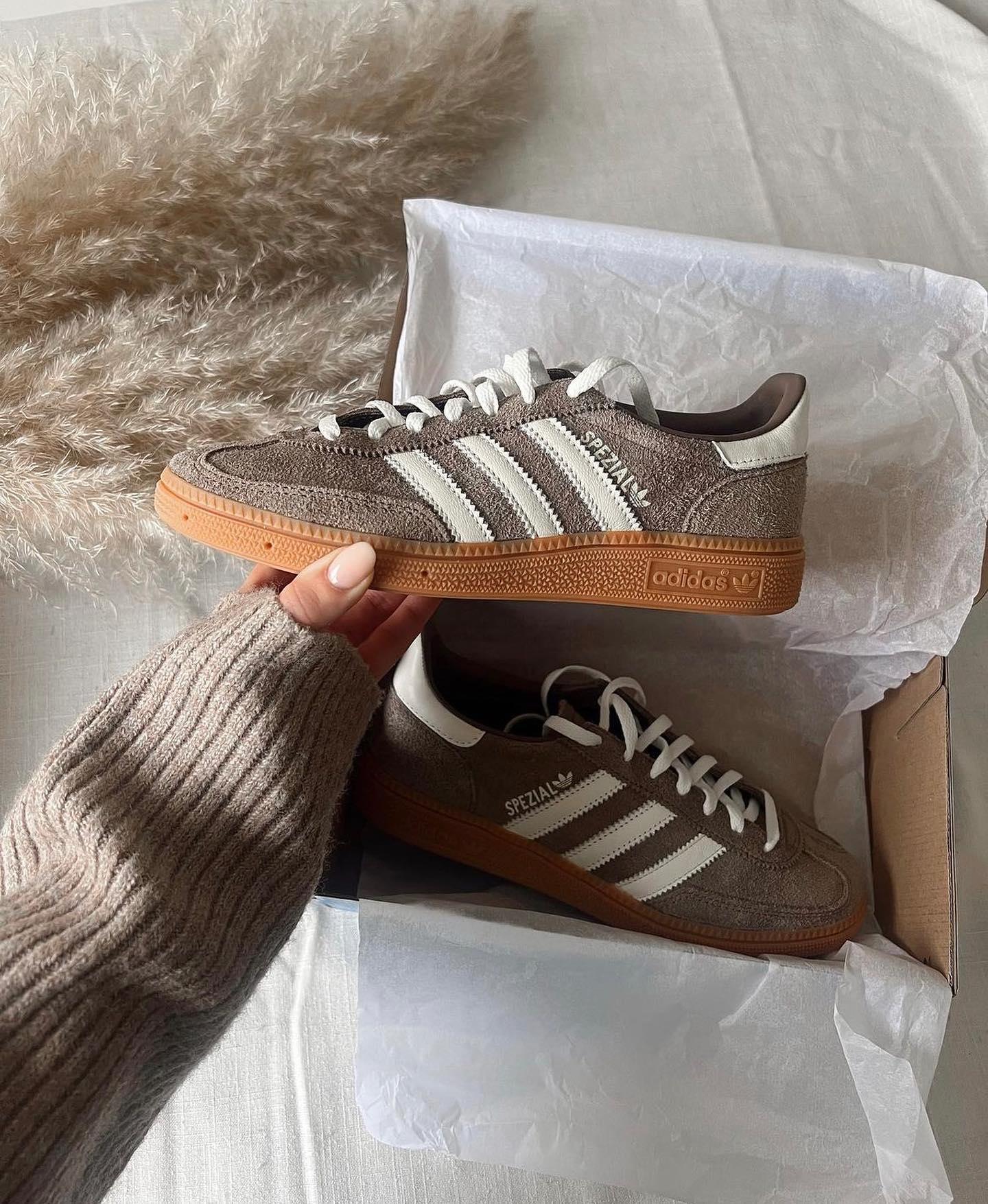 Adidas Handball Spezialpicture
