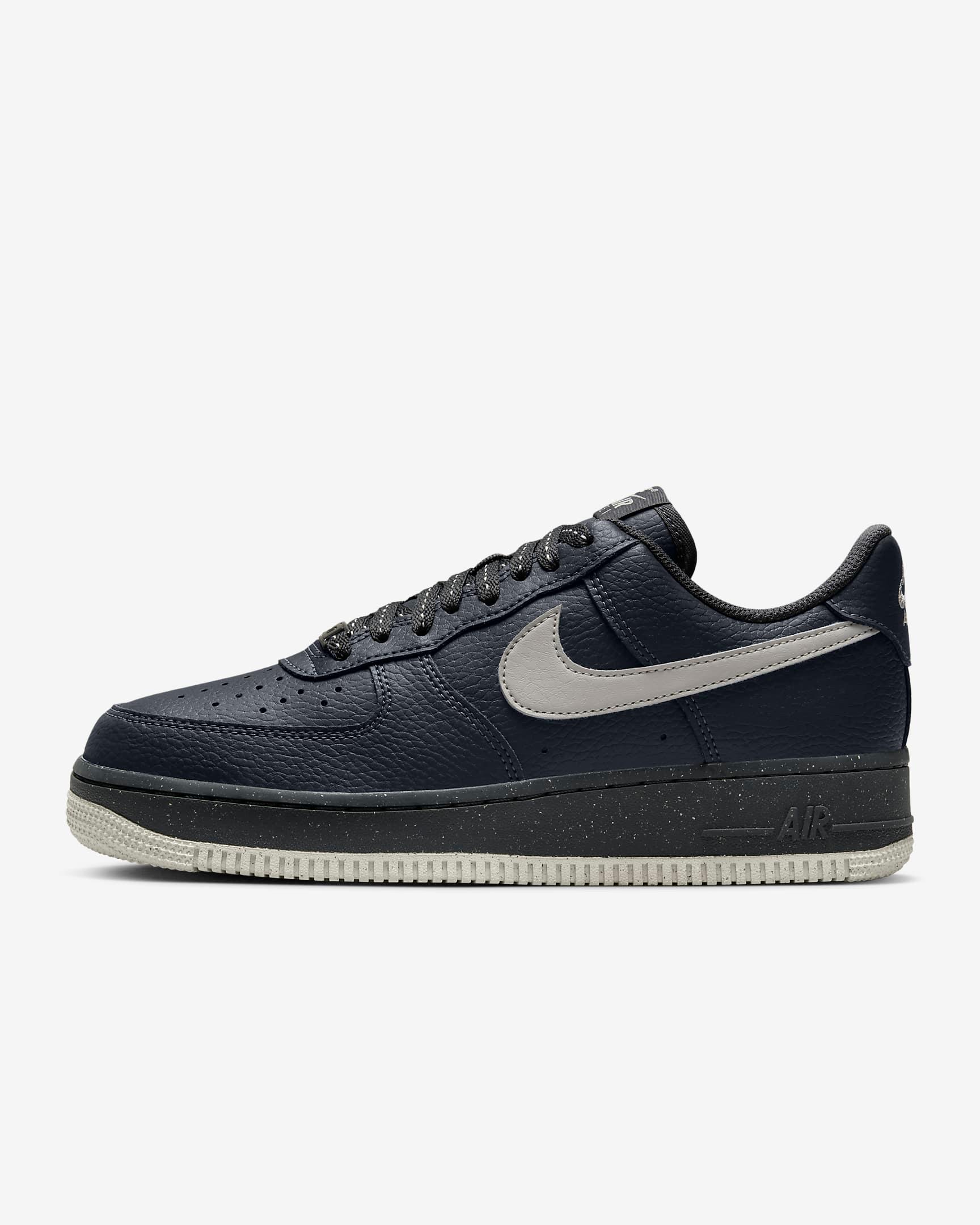 Nike Air Force 1 '07picture