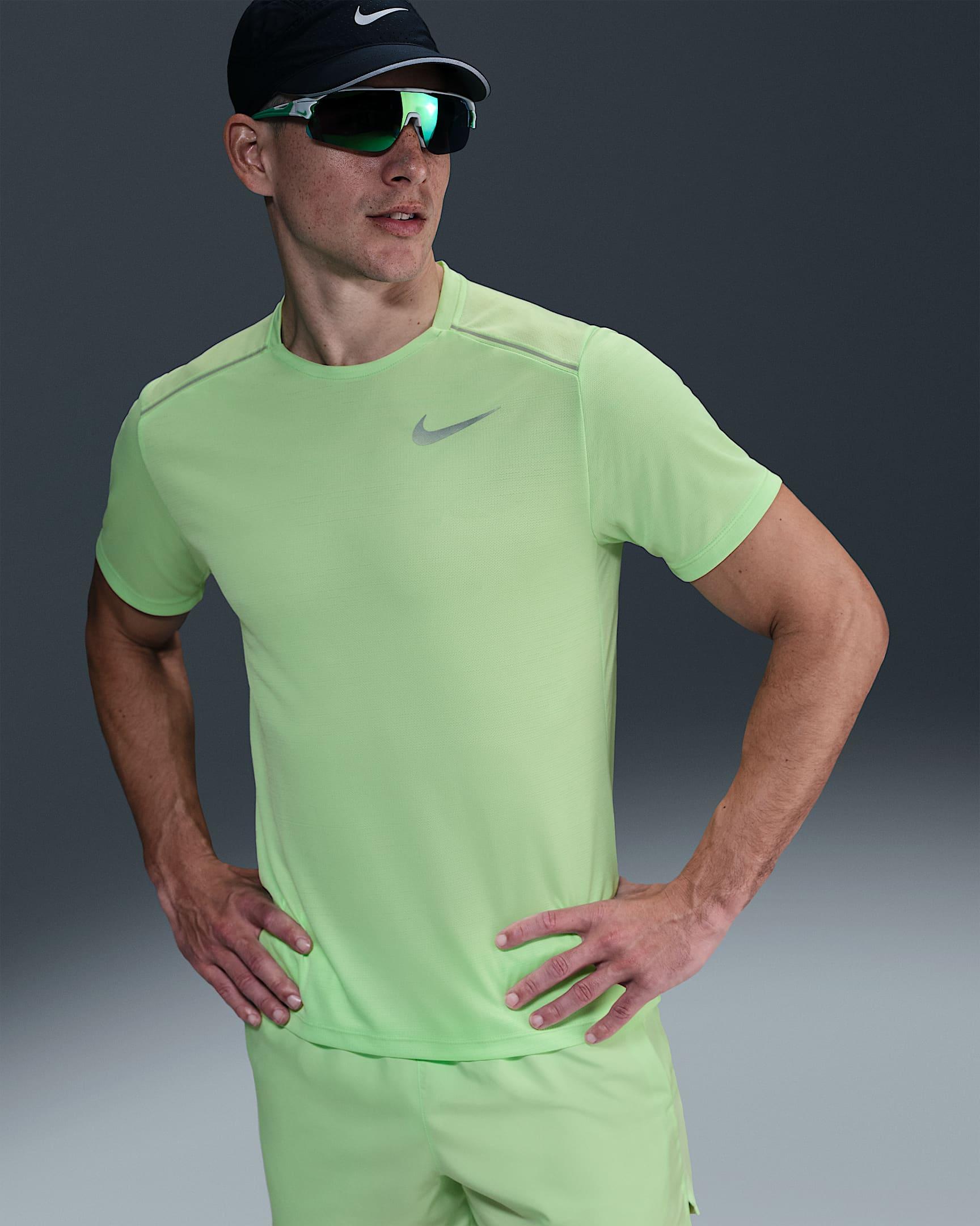 Nike Milerpicture